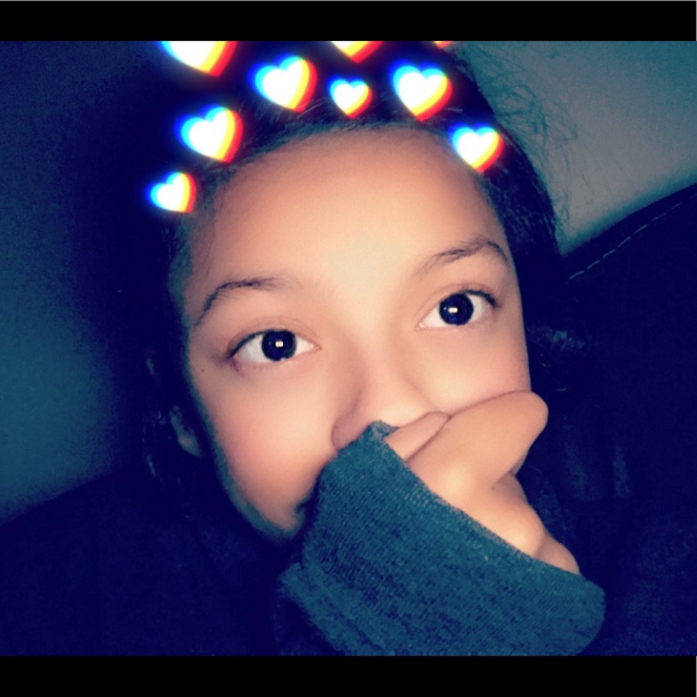 Meet your Posher, Samara